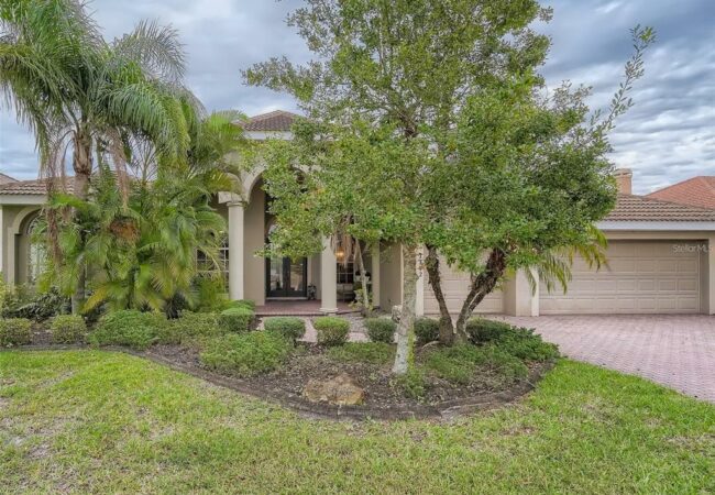 7742 Camden Harbour Drive, Bradenton